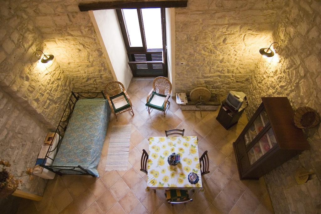 Santa Teresa Daire Erice Oda fotoğraf